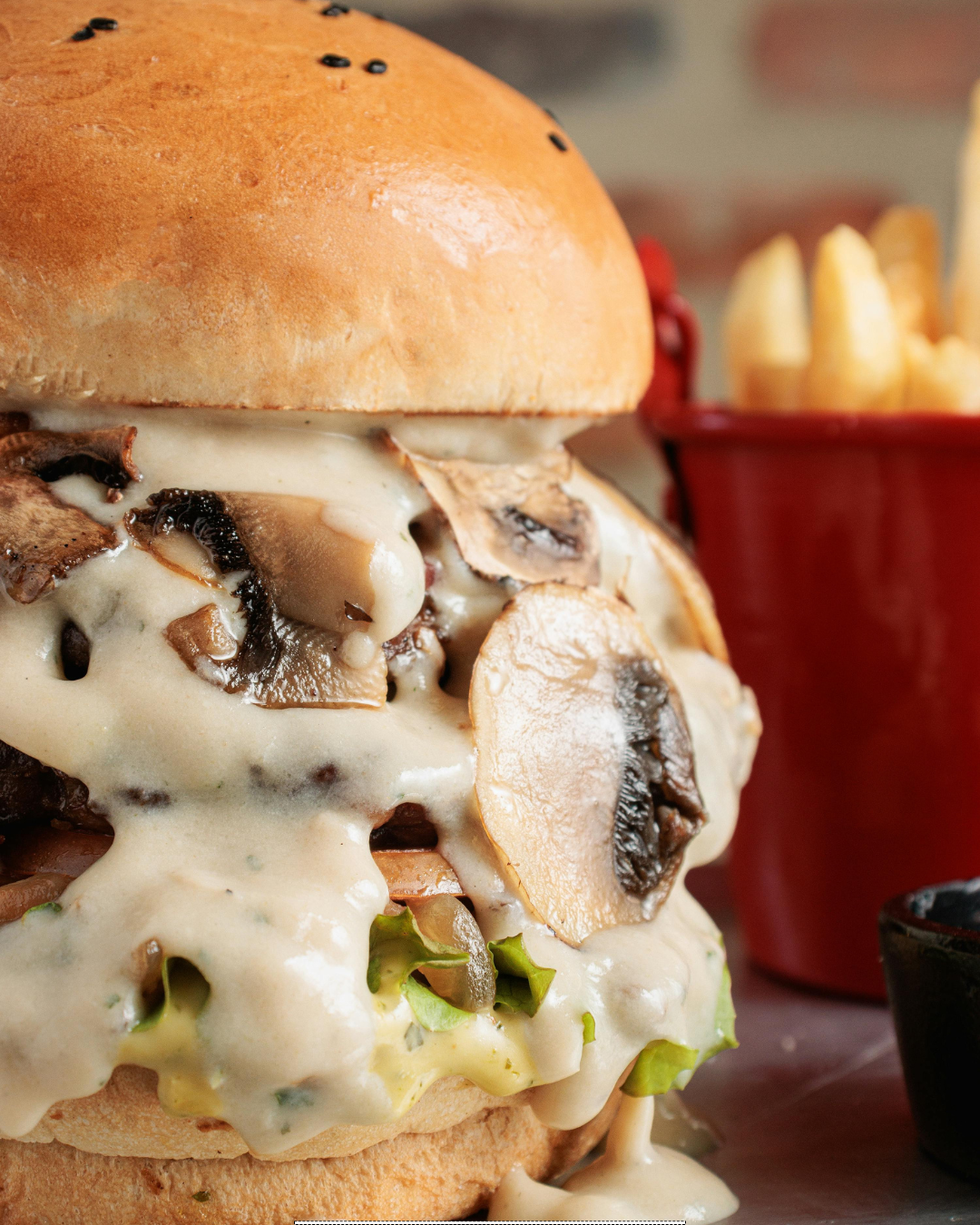 Applebee OM Cheeseburger