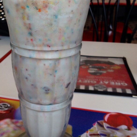 Steak n Shake Patriot Milkshake
