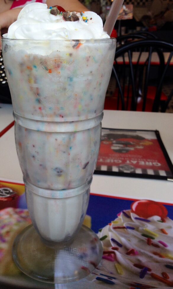 Steak n Shake Patriot Milkshake
